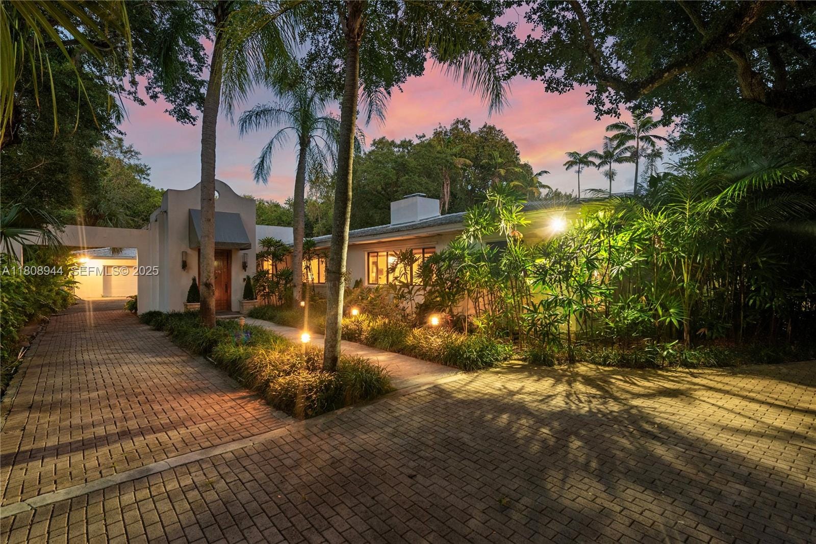 5465 Banyan Trail — photo 6