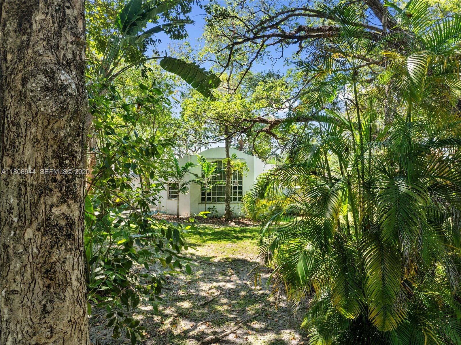 5465 Banyan Trail — photo 8
