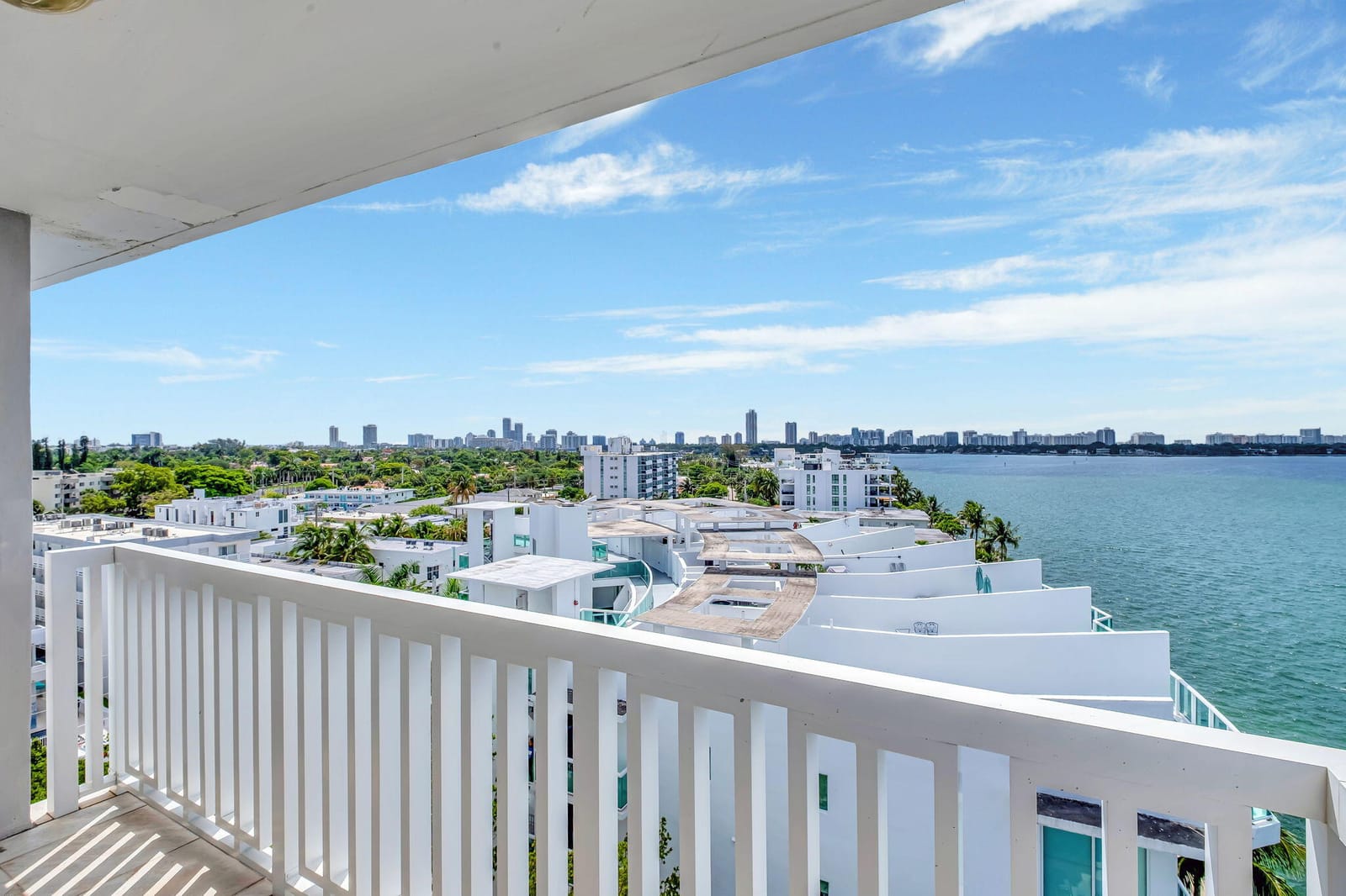 2016 Bay Drive 907, Miami Beach, FL 33141 photo 11