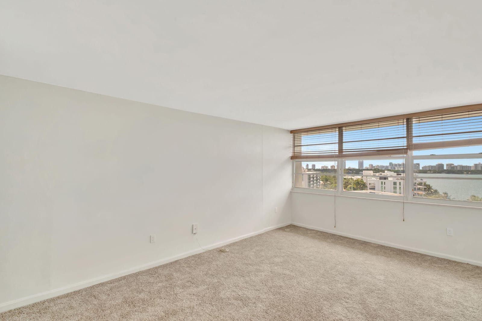 2016 Bay Drive 907, Miami Beach, FL 33141 photo 16