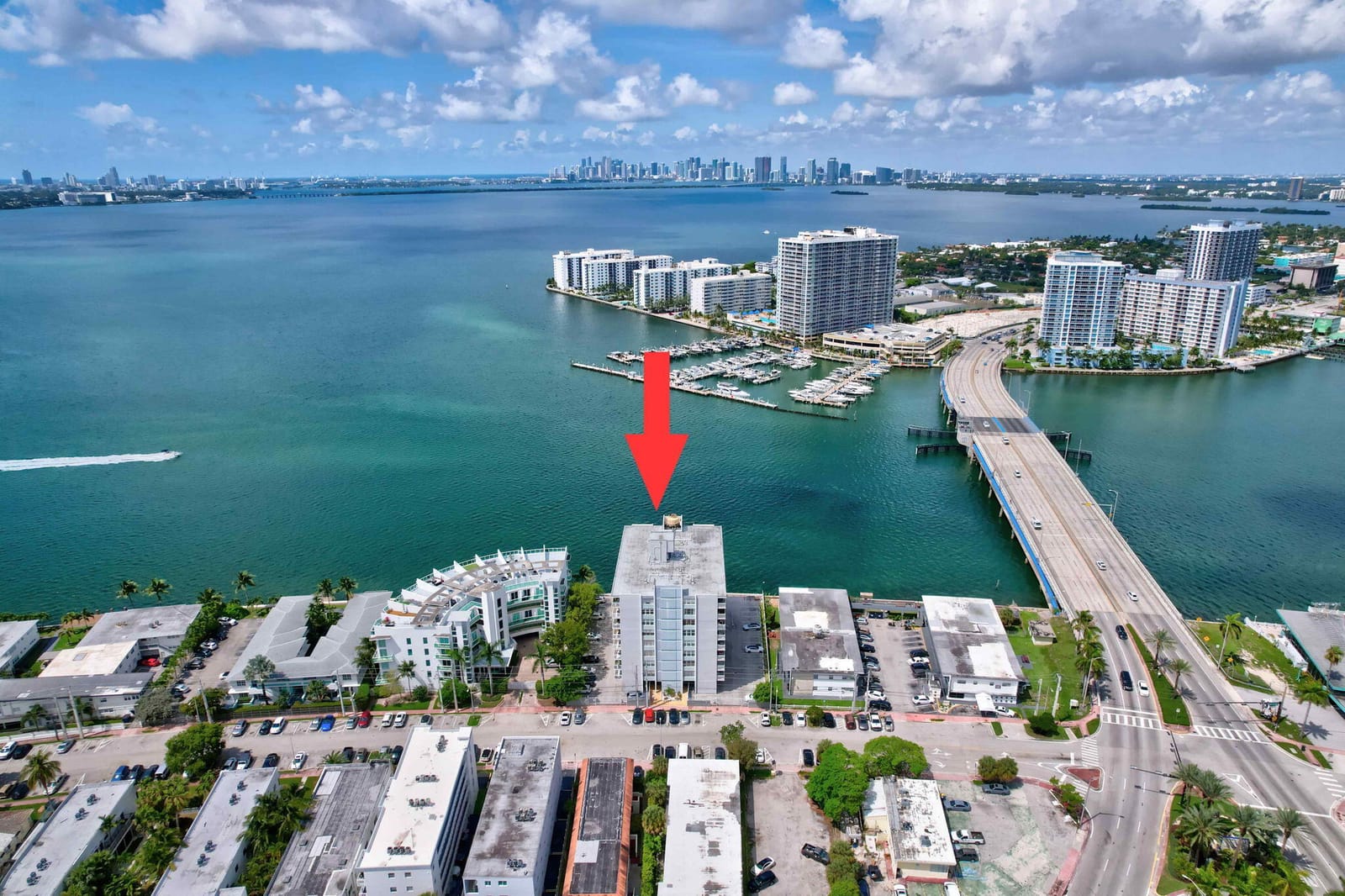 2016 Bay Drive 907, Miami Beach, FL 33141 photo 3
