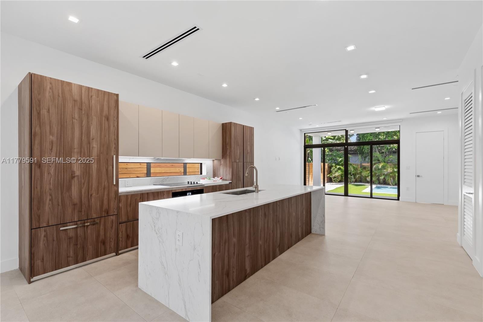 3045 Elizabeth Street 3045, Miami, FL 33133 photo 13