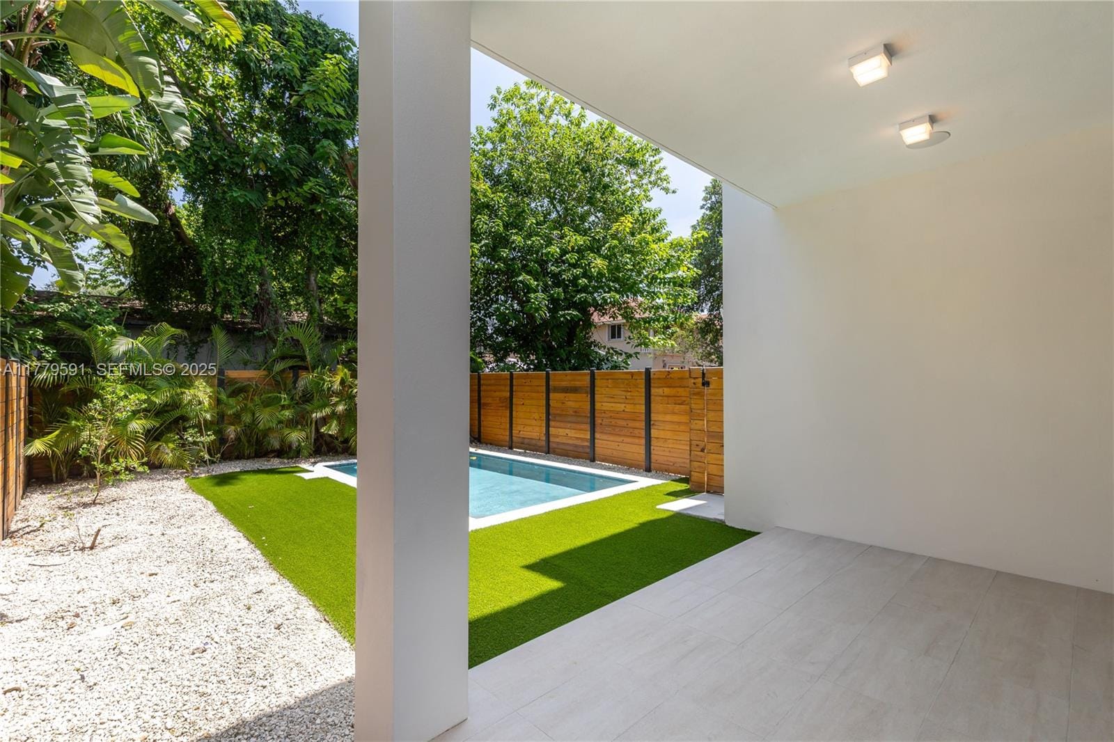 3045 Elizabeth Street 3045, Miami, FL 33133 photo 20