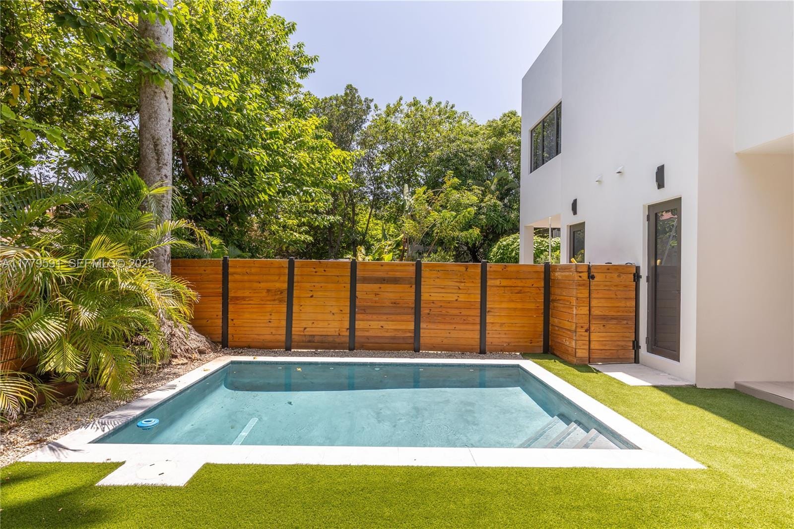 3045 Elizabeth Street 3045, Miami, FL 33133 photo 22