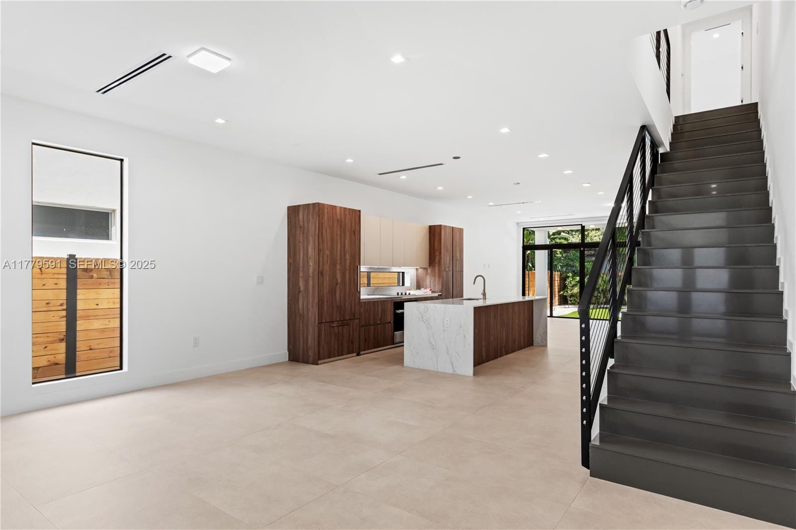 3045 Elizabeth Street 3045, Miami, FL 33133 photo 9
