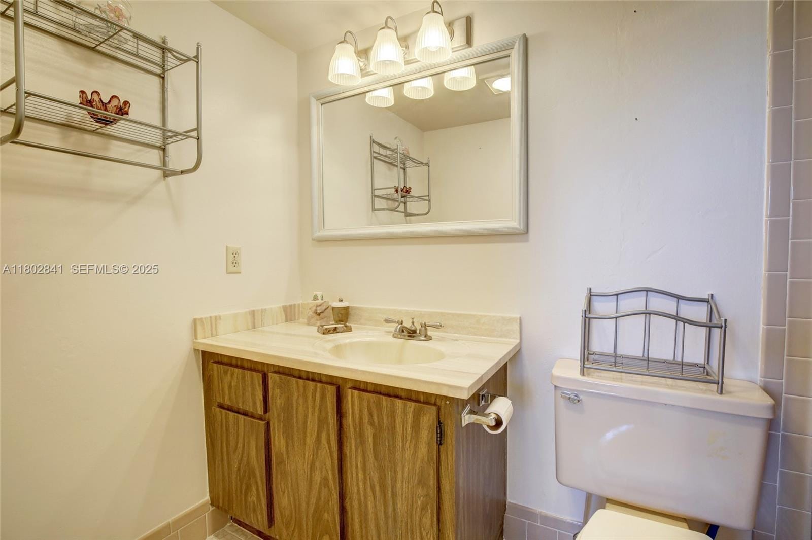 424 SE 10th Street 405, Dania Beach, FL 33004 photo 13