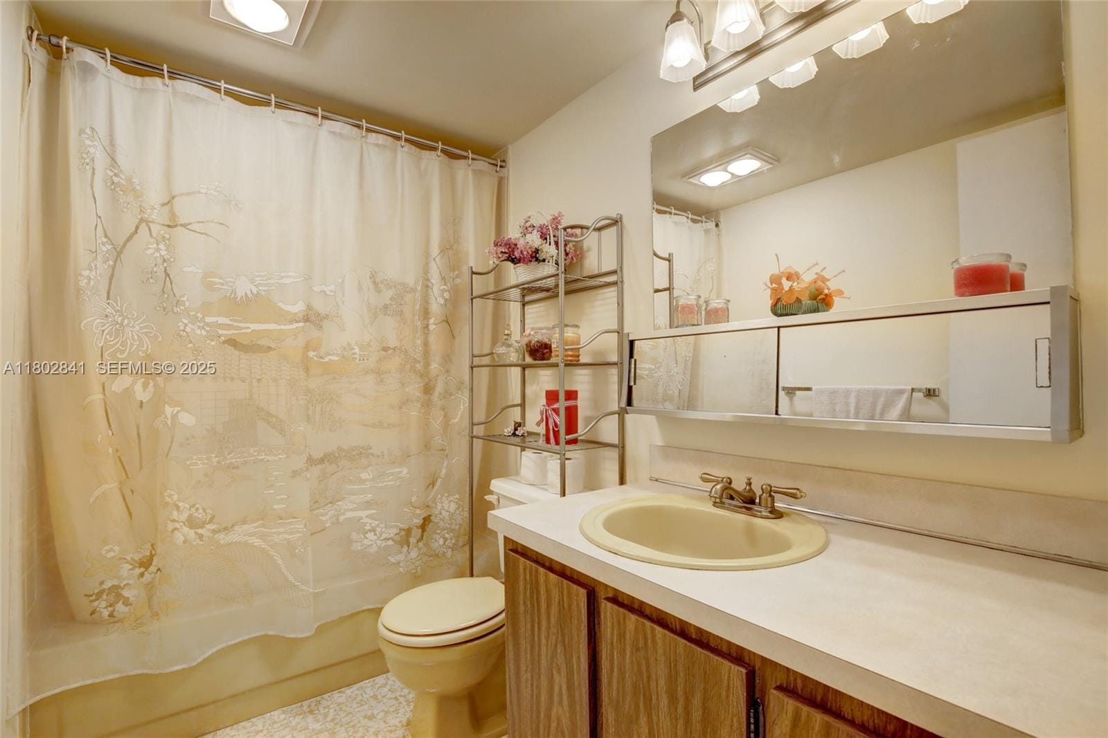 424 SE 10th Street 405 — photo 8