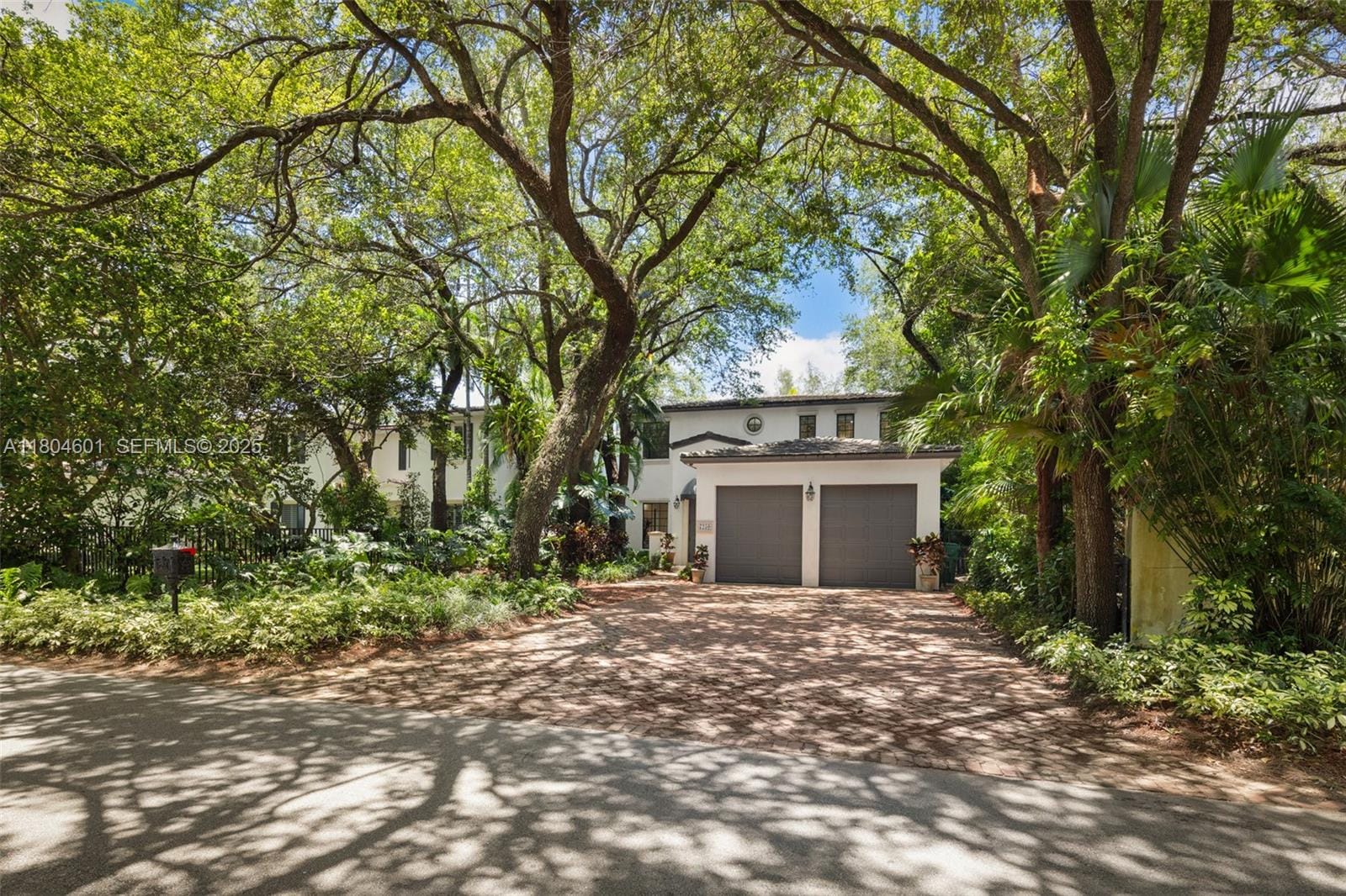 7250 SW 47 Avenue, Coral Gables, FL 33143