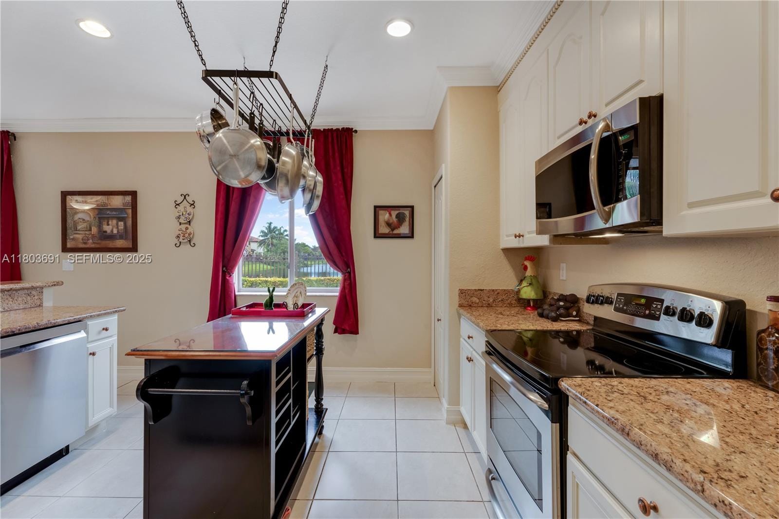 9248 SW 209th Terrace — photo 8