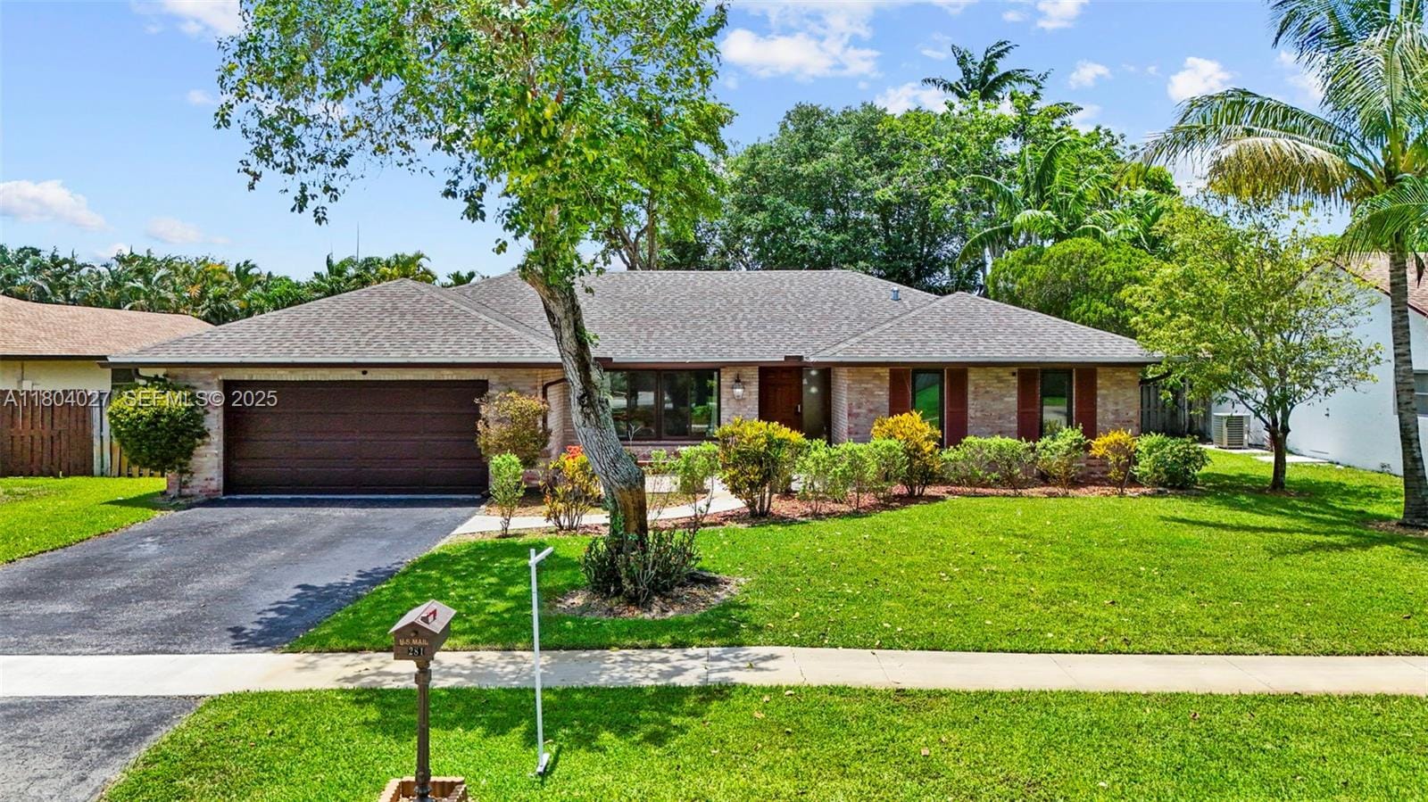 1281 NW 76th Avenue, Plantation, FL 33322