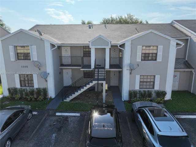 1201 N Liberty Avenue 1201F, Homestead, FL 33034