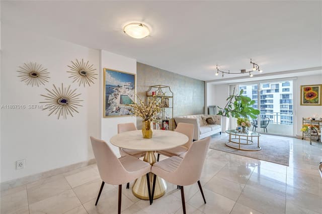 770 Claughton Island Drive 1409, Miami, FL 33131