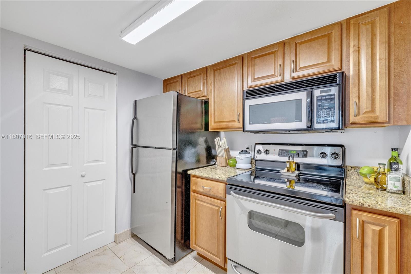 770 Claughton Island Drive 1409, Miami, FL 33131 photo 15
