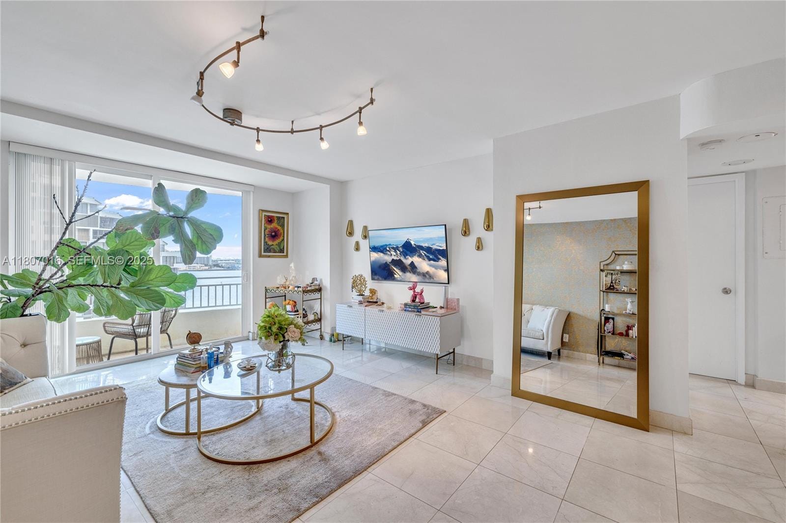 770 Claughton Island Drive 1409, Miami, FL 33131 photo 3