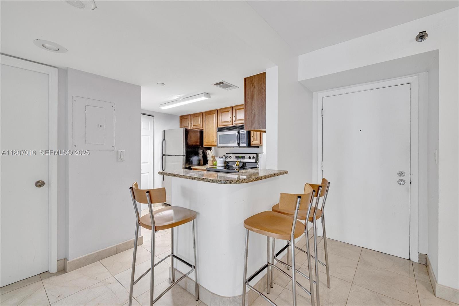 770 Claughton Island Drive 1409, Miami, FL 33131 photo 6