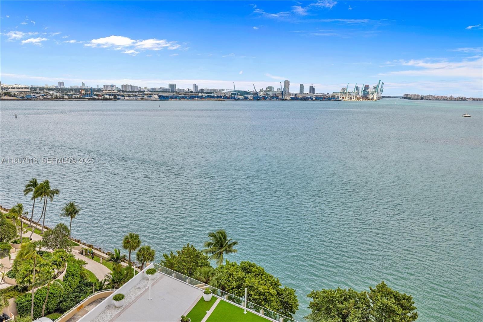 770 Claughton Island Drive 1409, Miami, FL 33131 photo 10