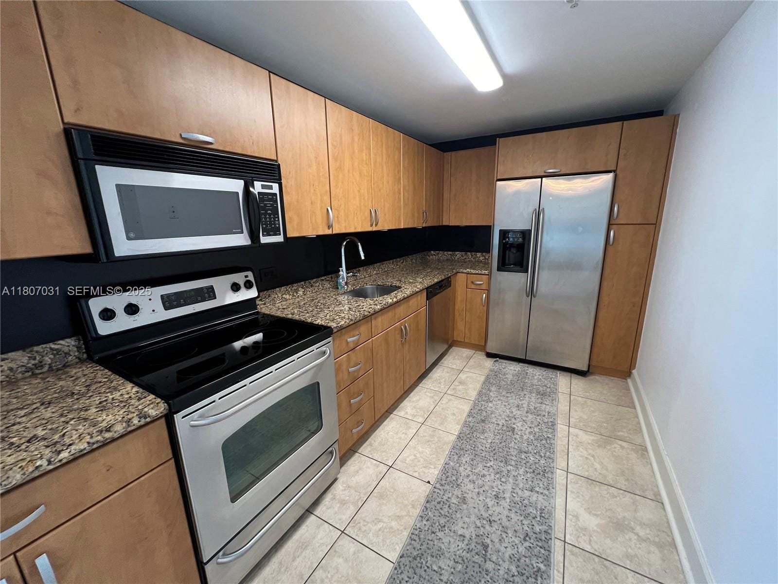 7501 E Treasure Drive 9D, North Bay Village, FL 33141 photo 6