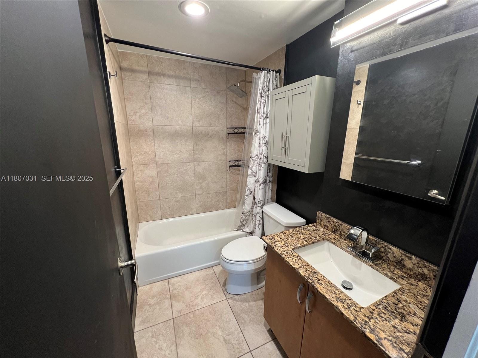 7501 E Treasure Drive 9D, North Bay Village, FL 33141 photo 7