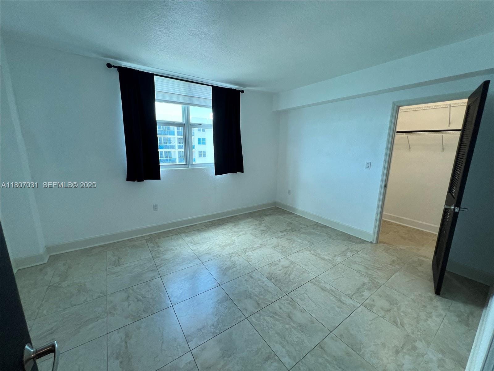 7501 E Treasure Drive 9D, North Bay Village, FL 33141 photo 10