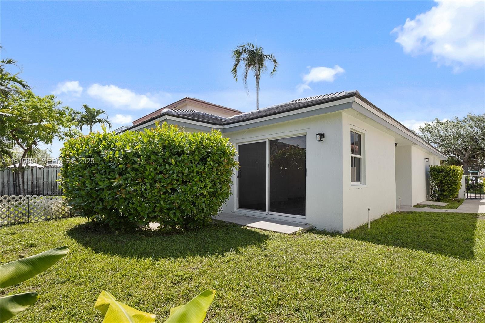 7572 NW 3rd Street, Plantation, FL 33317 photo 4
