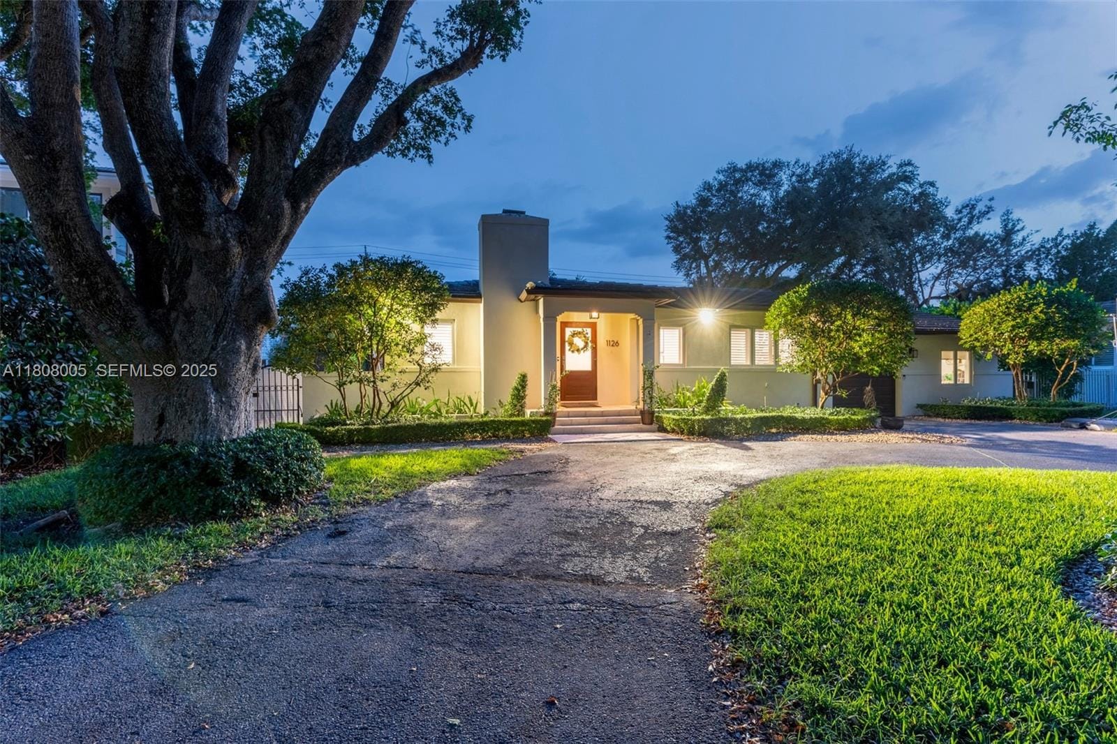 1126 Manati Avenue, Coral Gables, FL 33146 photo 8