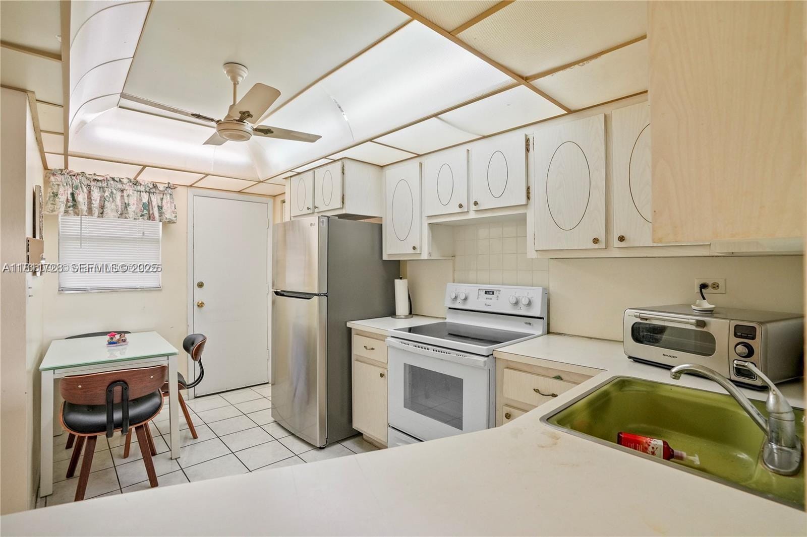 1680 NE 191st Street 411-2, Miami, FL 33179 photo 8