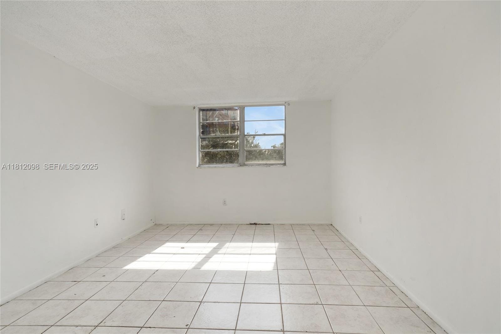 12500 NE 15th Avenue 402, North Miami, FL 33161 photo 9