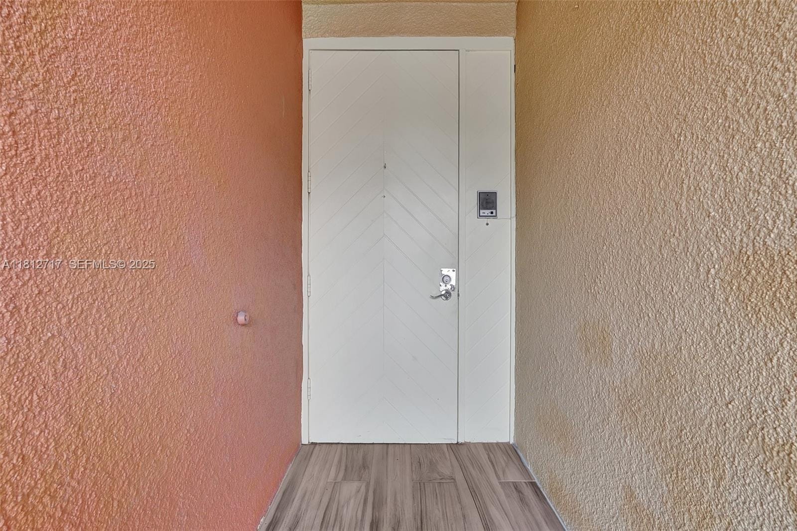 15461 Kippford Court, Miami Lakes, FL 33014 photo 13