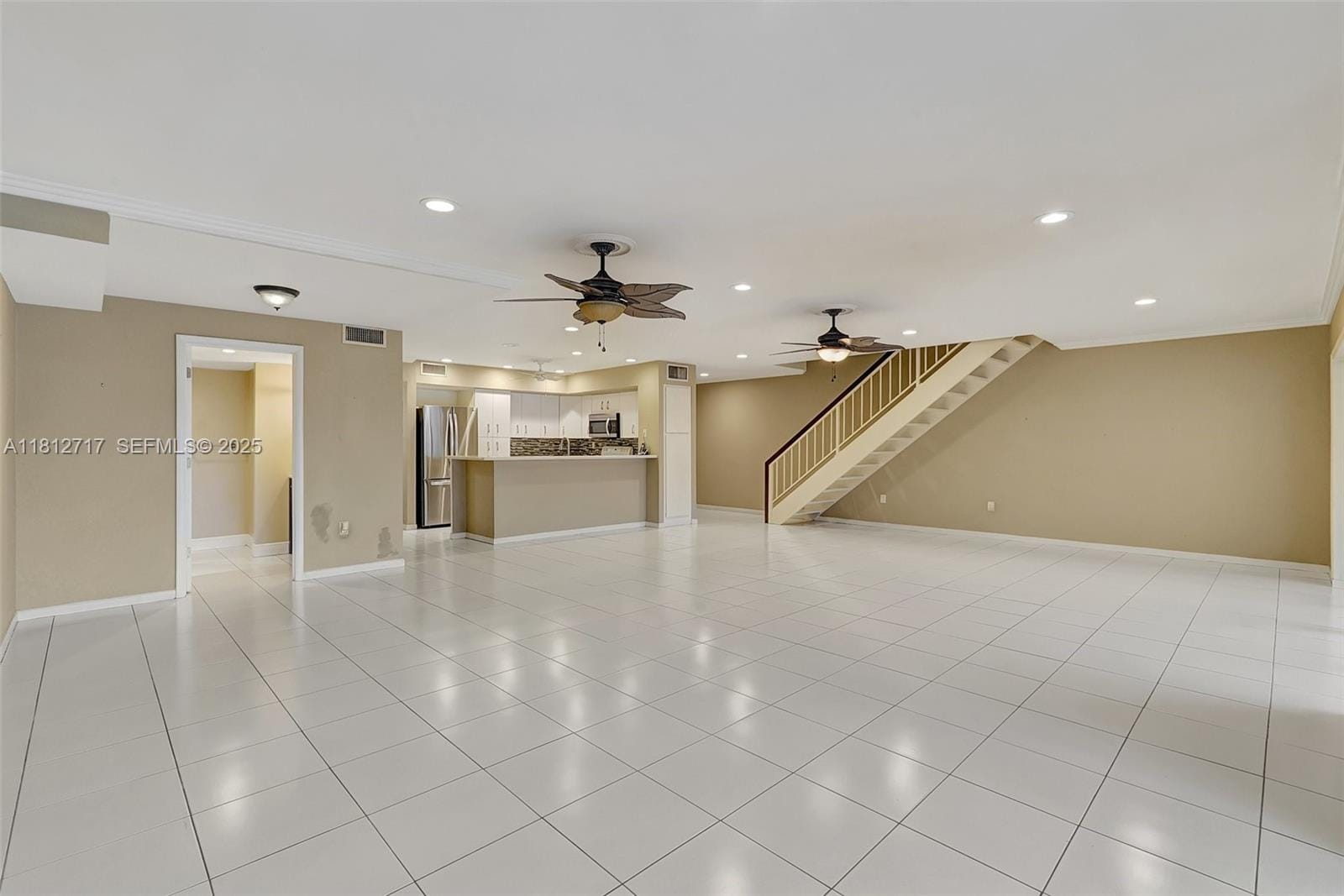15461 Kippford Court, Miami Lakes, FL 33014 photo 19
