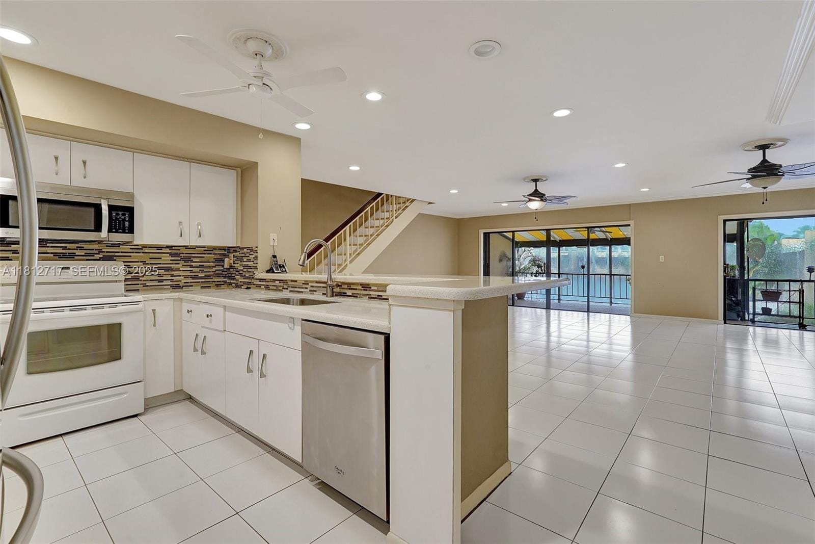 15461 Kippford Court, Miami Lakes, FL 33014 photo 25