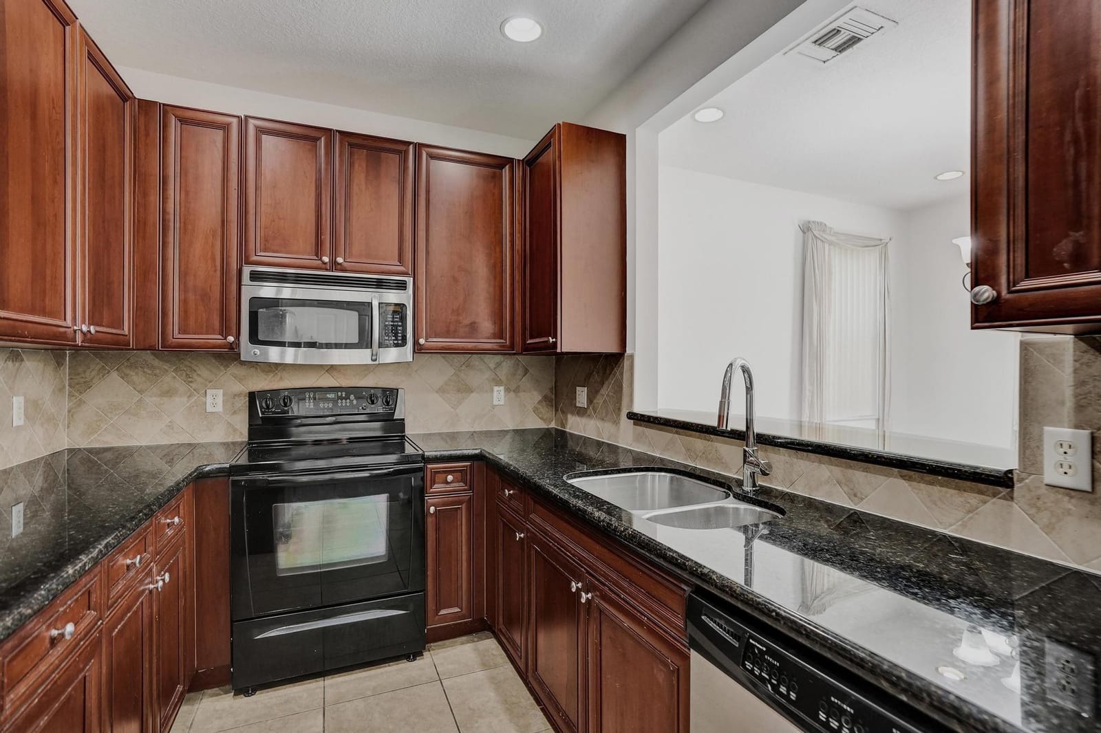 3915 Passion Flower Road 3915, Coconut Creek, FL 33073 photo 14