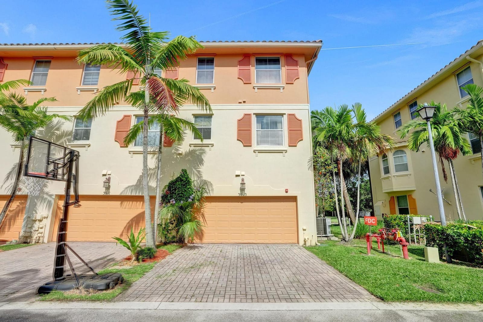 3915 Passion Flower Road 3915 — photo 4