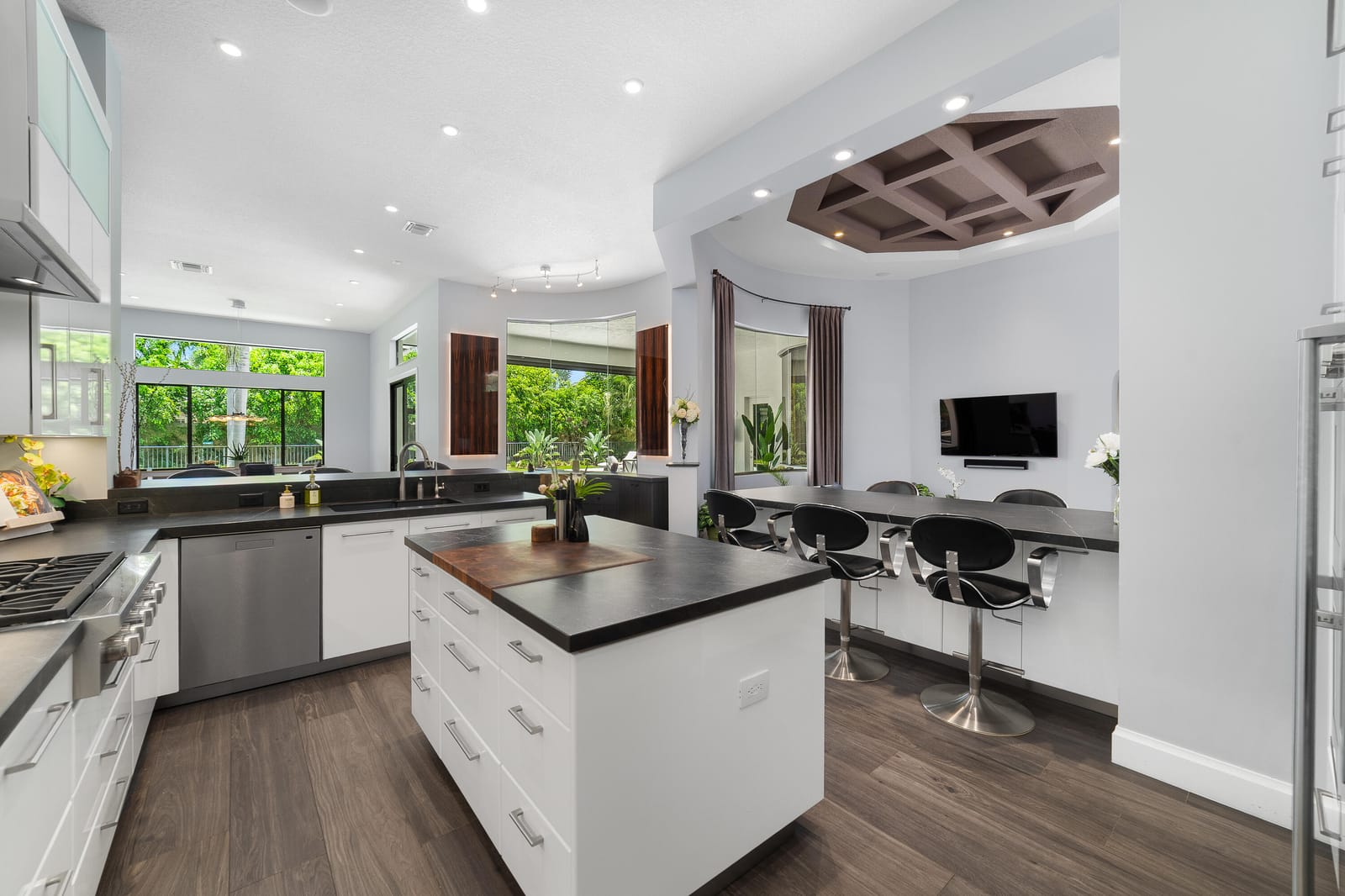 10652 Versailles Boulevard, Wellington, FL 33449 photo 13