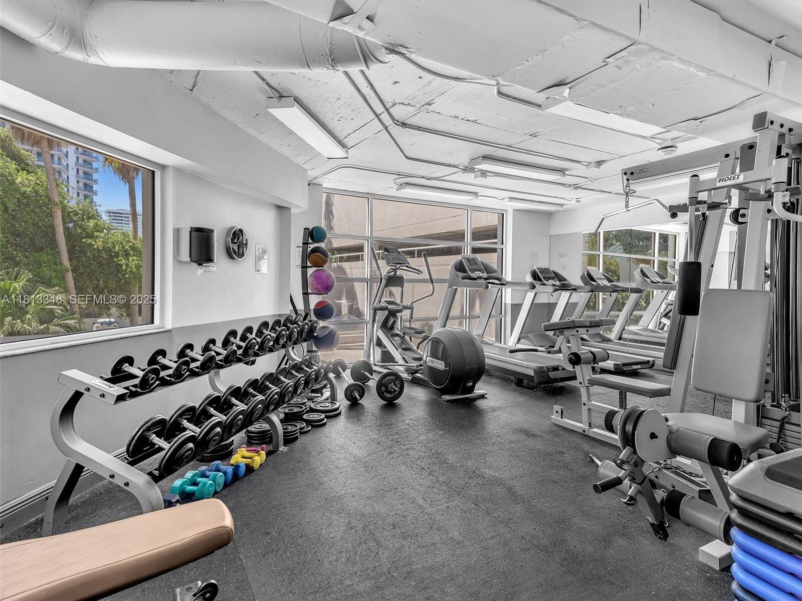1621 Bay Road 406, Miami Beach, FL 33139 photo 14