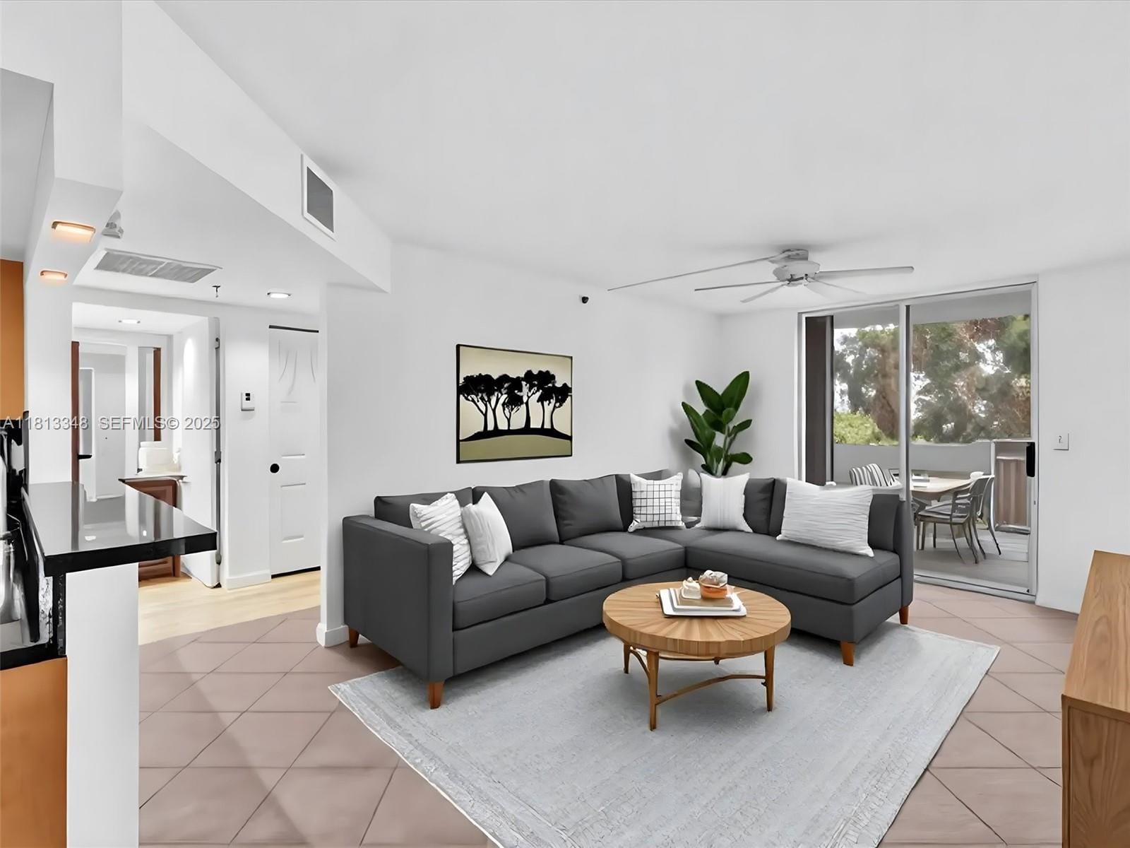 1621 Bay Road 406, Miami Beach, FL 33139 photo 4