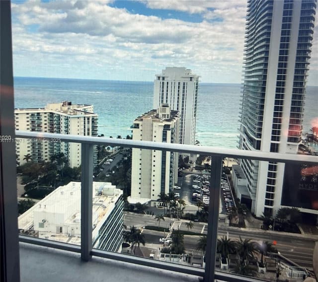 4010 S Ocean Drive R2105, Hollywood, FL 33019
