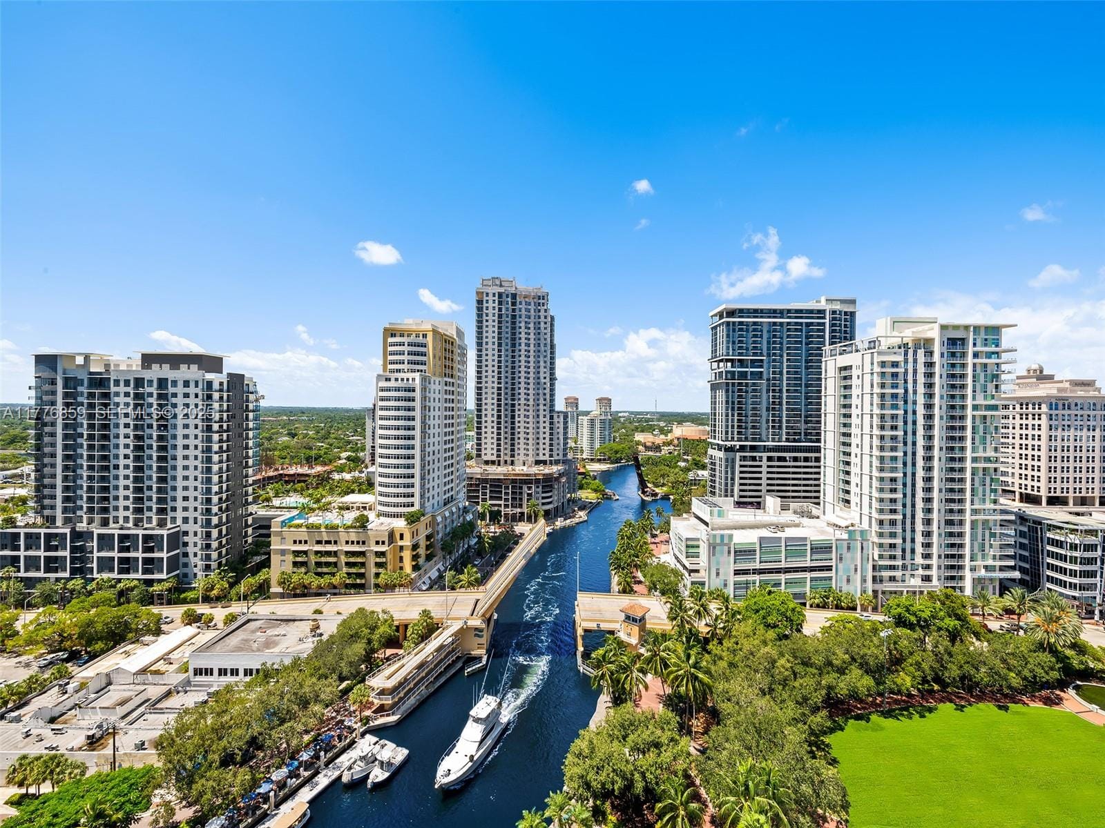 333 Las Olas Way 1602, Fort Lauderdale, FL 33301 photo 4
