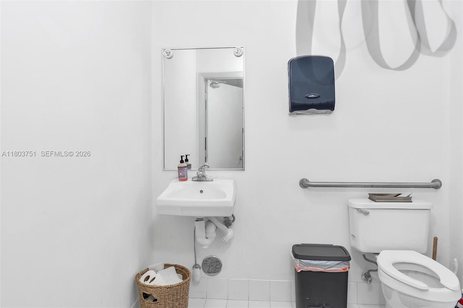 2400 NW 87th Place 24002402, Doral, FL 33172 photo 21