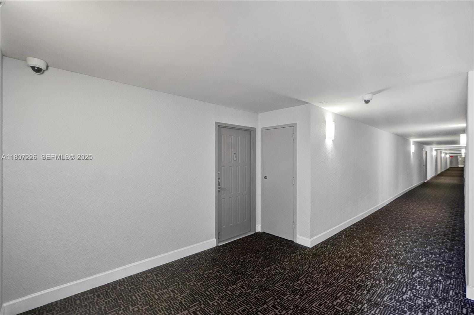 200 Leslie Drive 1031 — photo 2