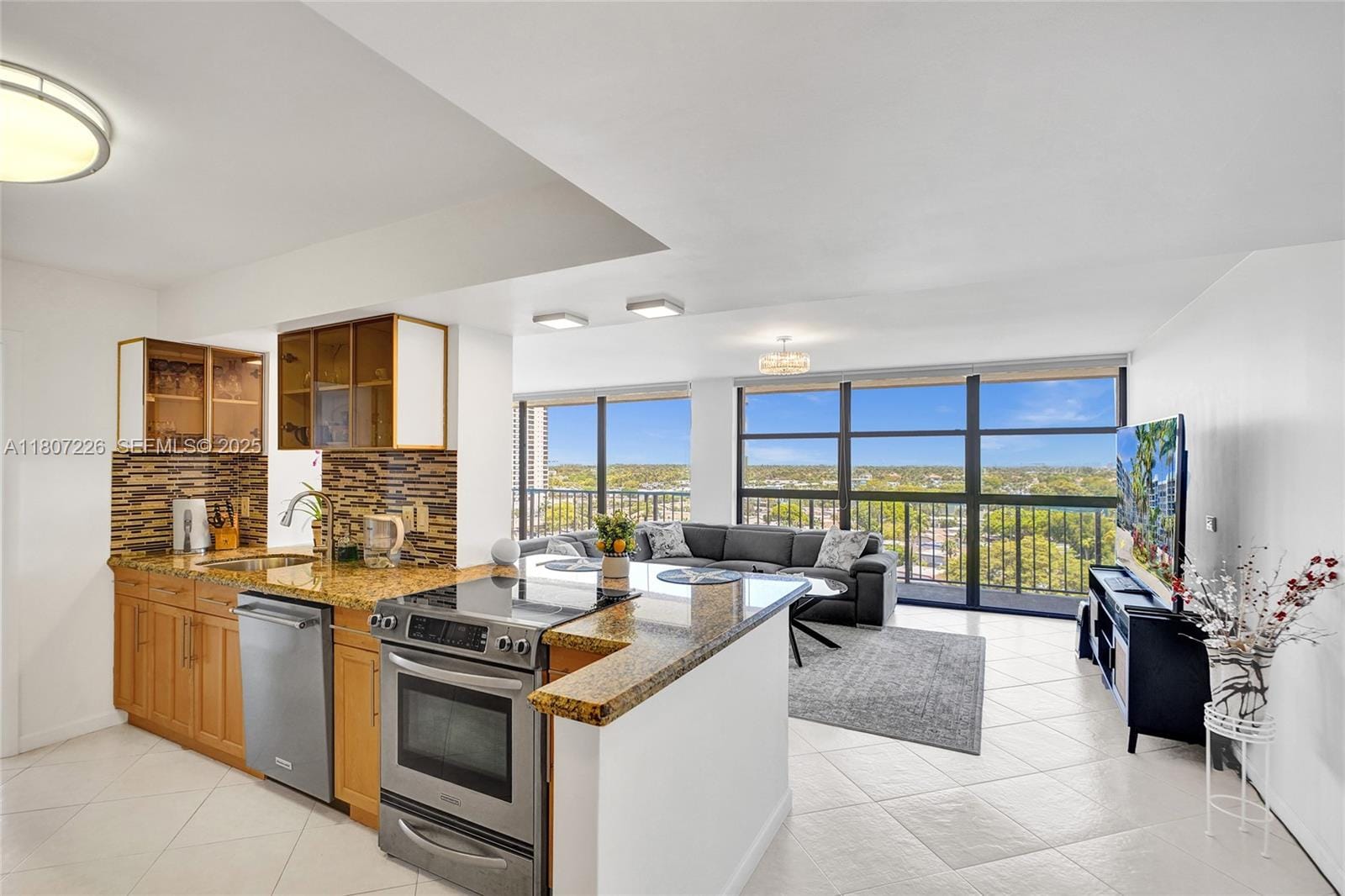 200 Leslie Drive 1031 — photo 3