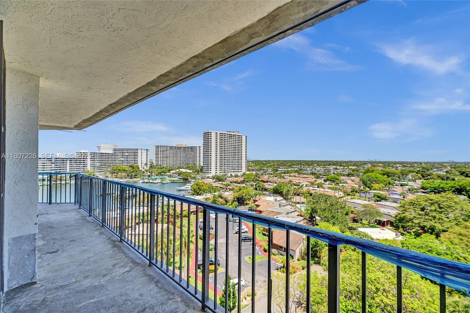200 Leslie Drive 1031 — photo 9