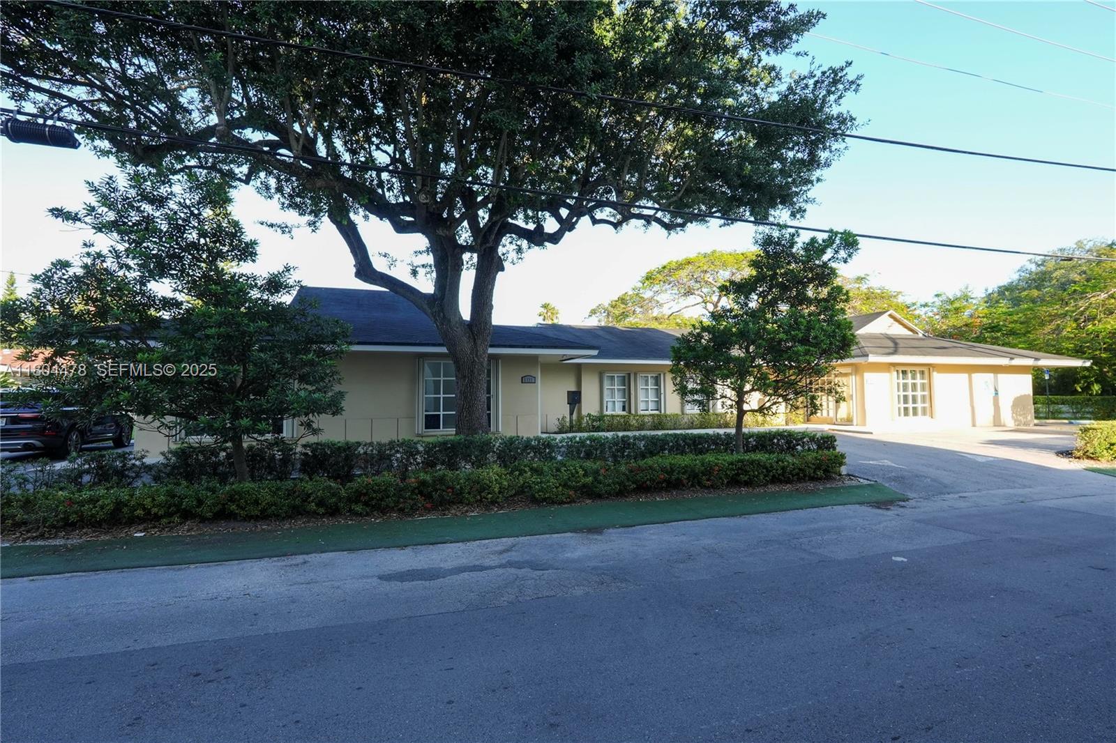 8125 SW 120th Street, Pinecrest, FL 33156, Pinecrest