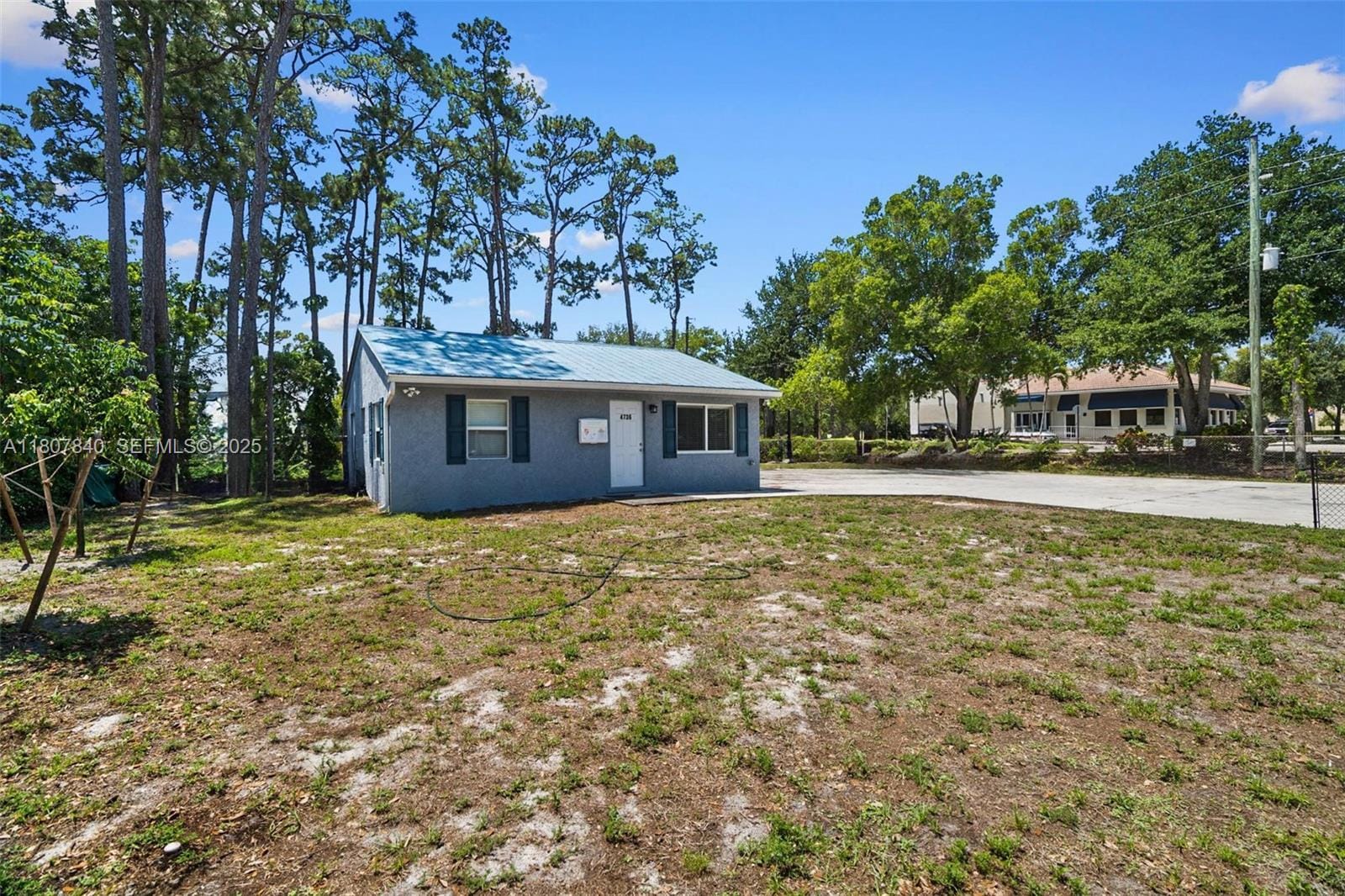 4736 Lake Worth Road — photo 11