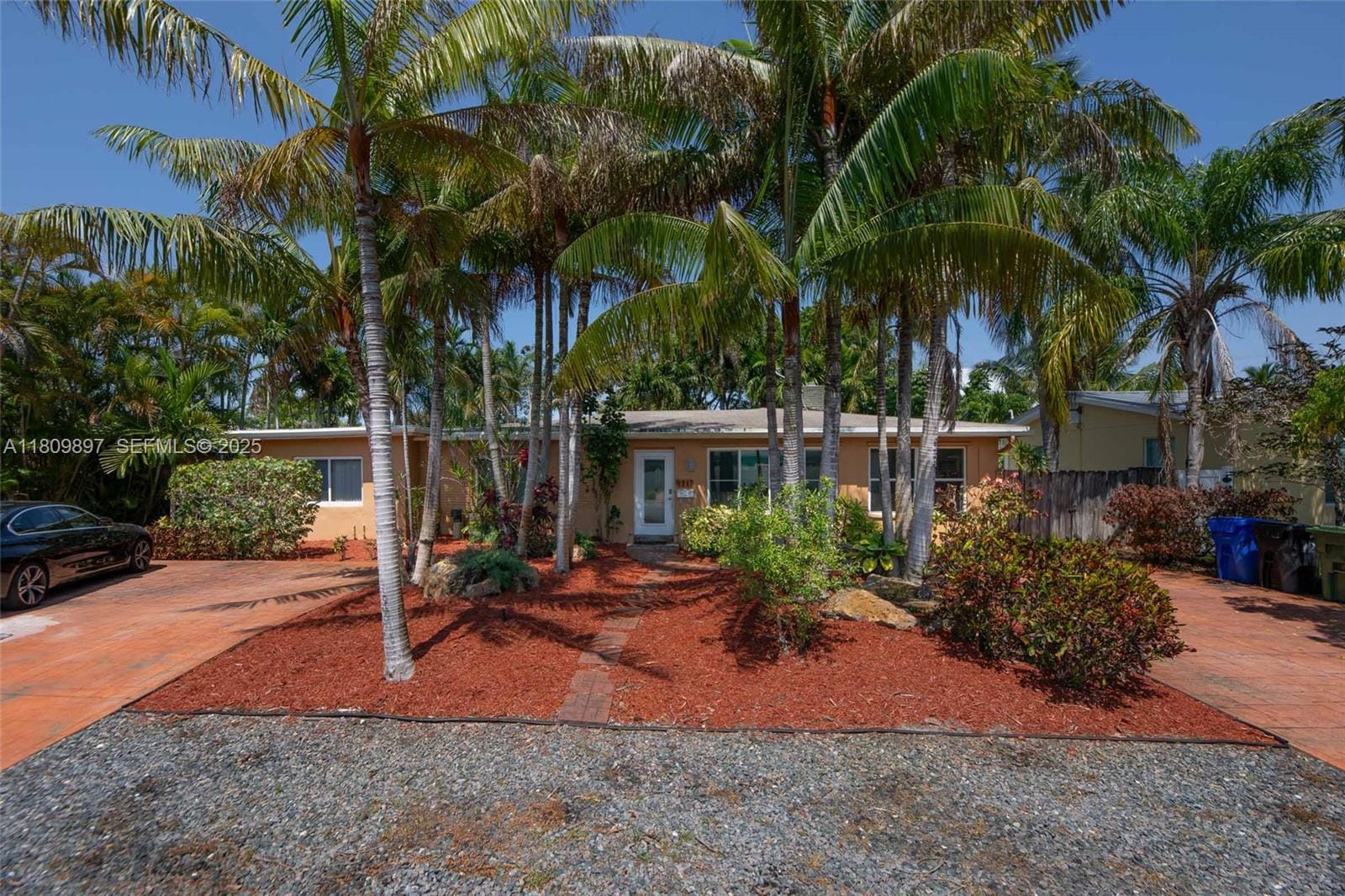 1215-1217 NE 16th Avenue, Fort Lauderdale, FL 33304