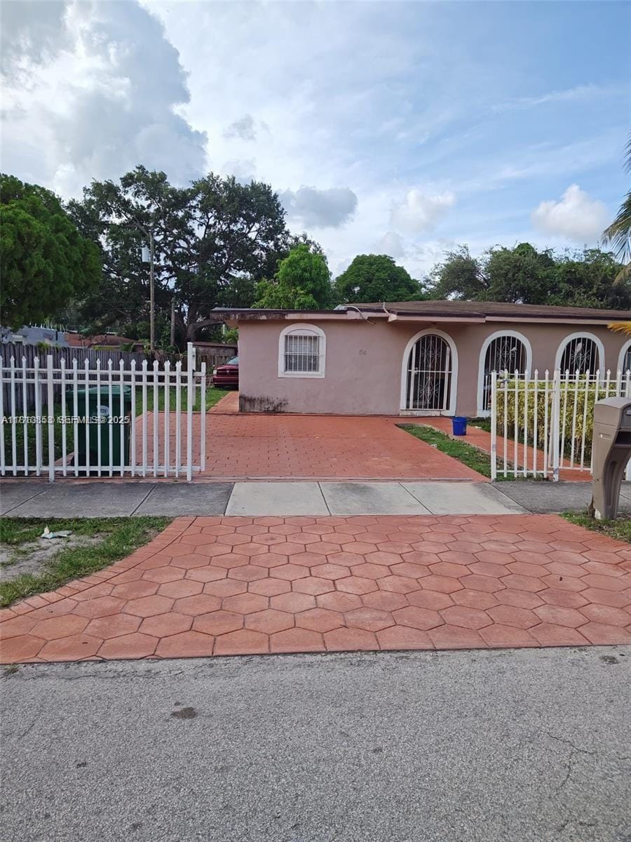 1241 NW 102nd Street, Miami, FL 33147 photo 2