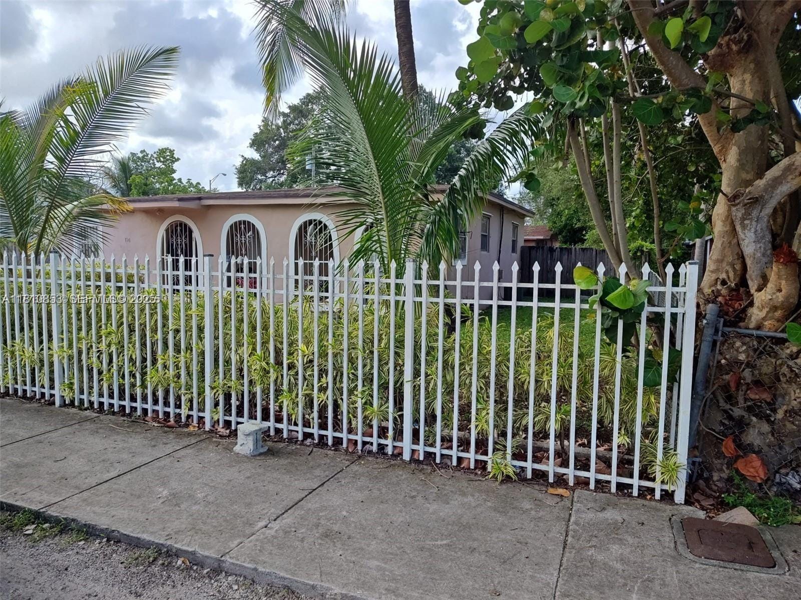 1241 NW 102nd Street, Miami, FL 33147 photo 3