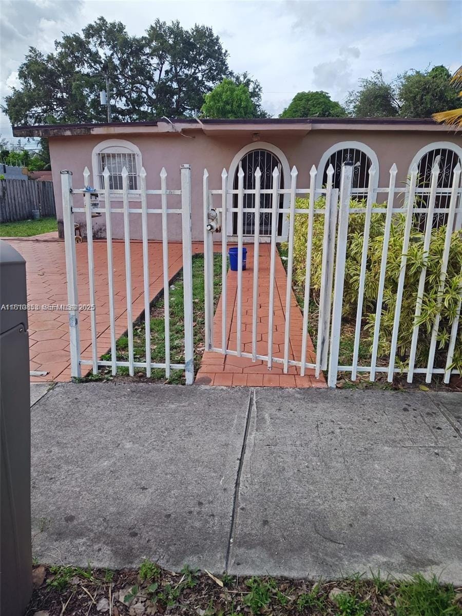 1241 NW 102nd Street, Miami, FL 33147 photo 4