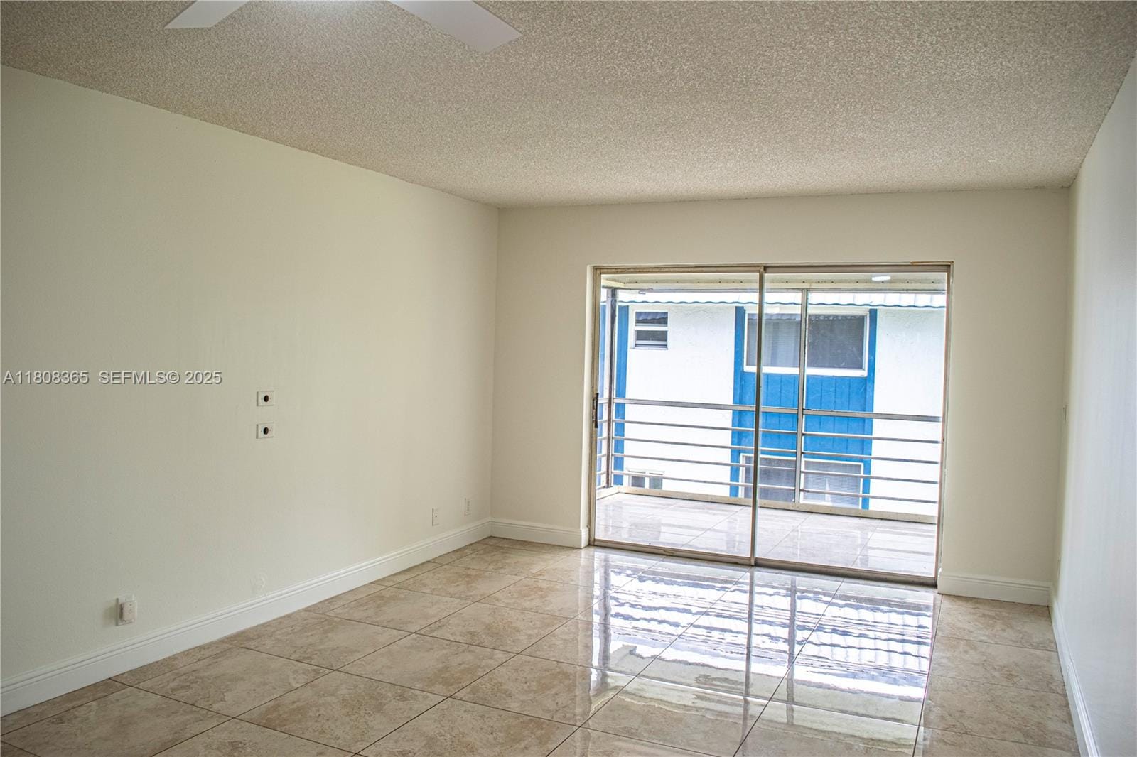 3090 Holiday Springs Boulevard 305 — photo 3