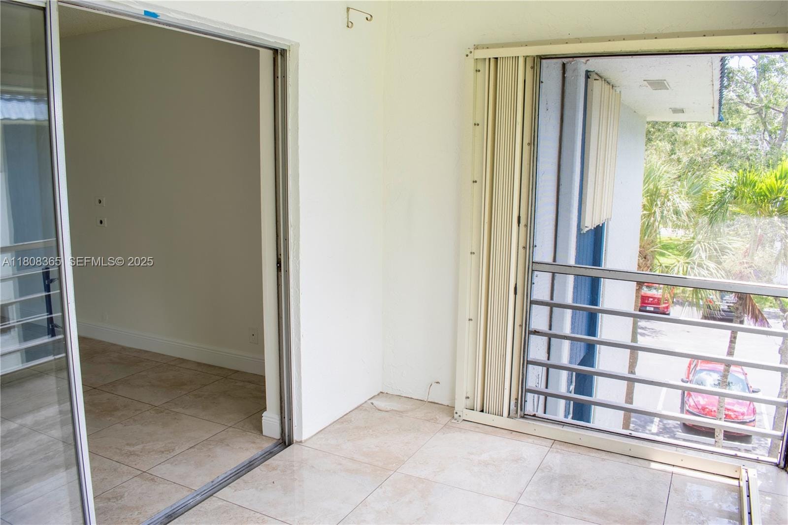 3090 Holiday Springs Boulevard 305 — photo 5