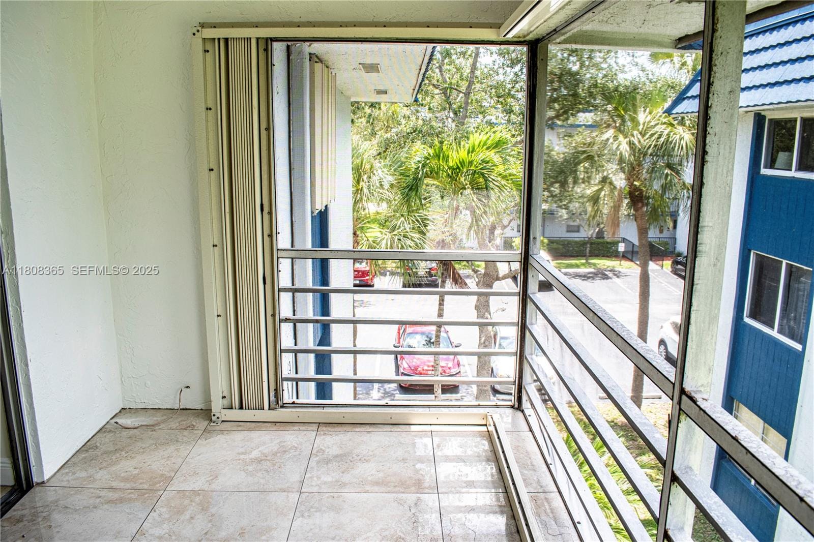 3090 Holiday Springs Boulevard 305 — photo 6